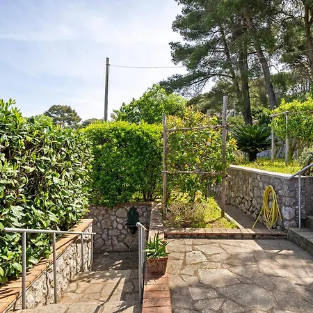 Caterina Villa Capri